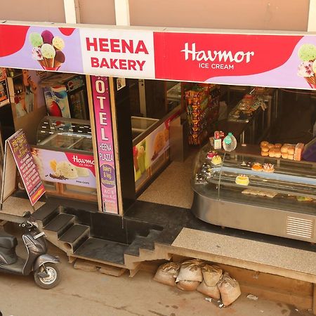 Hotel Heena Plaza Ābu Road エクステリア 写真